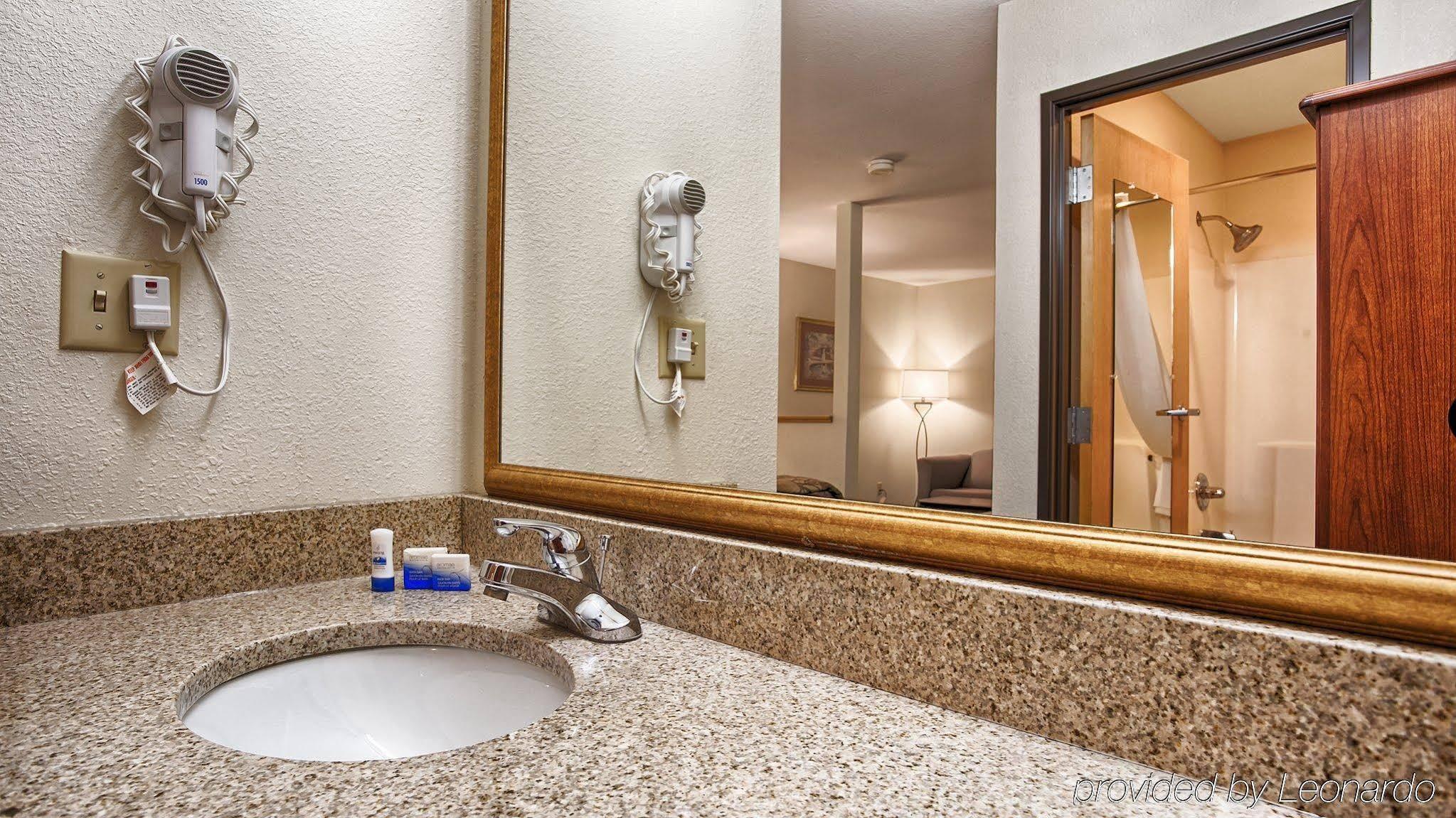 Surestay Hotel By Best Western Ottawa מראה חיצוני תמונה